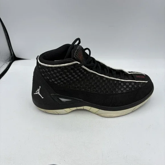 Nike Air Jordan‎ Shoes Mens Size 10 Sneaker 15 XV Retro SE Black Metallic Silver